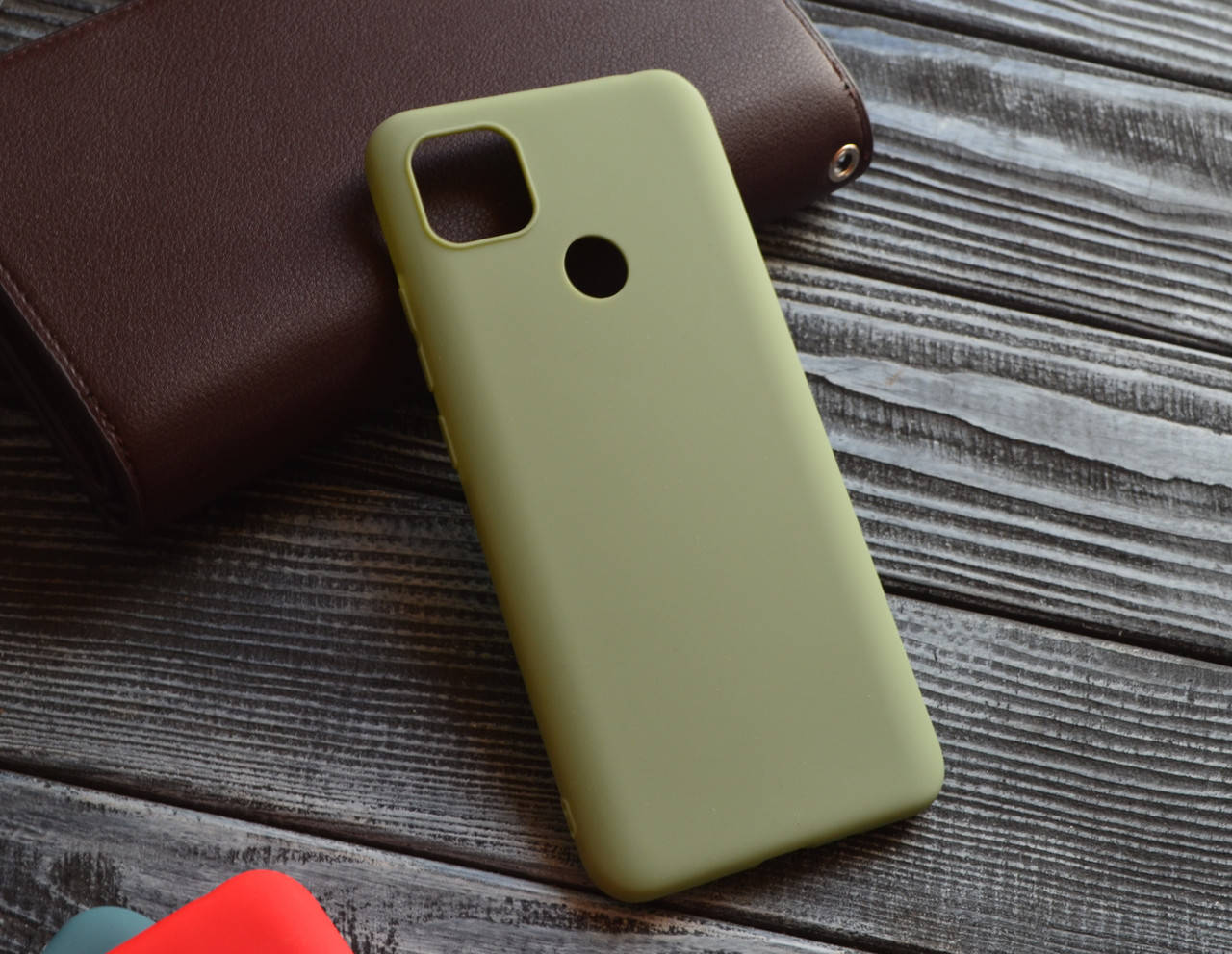 

Матовый силиконовый чехол для Xiaomi Redmi 9C / 9C NFC Хаки