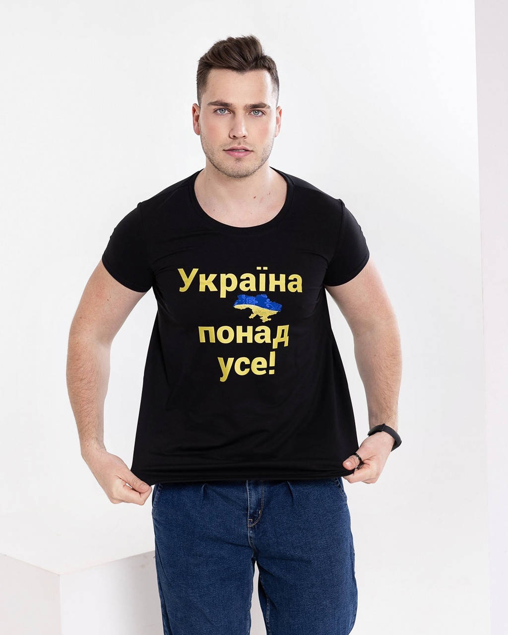 

Футболка мужская Двунитка три.ж + аппликации, р-ры 46-58 (2цв) "VOJELAVI" недорого от прямого поставщика