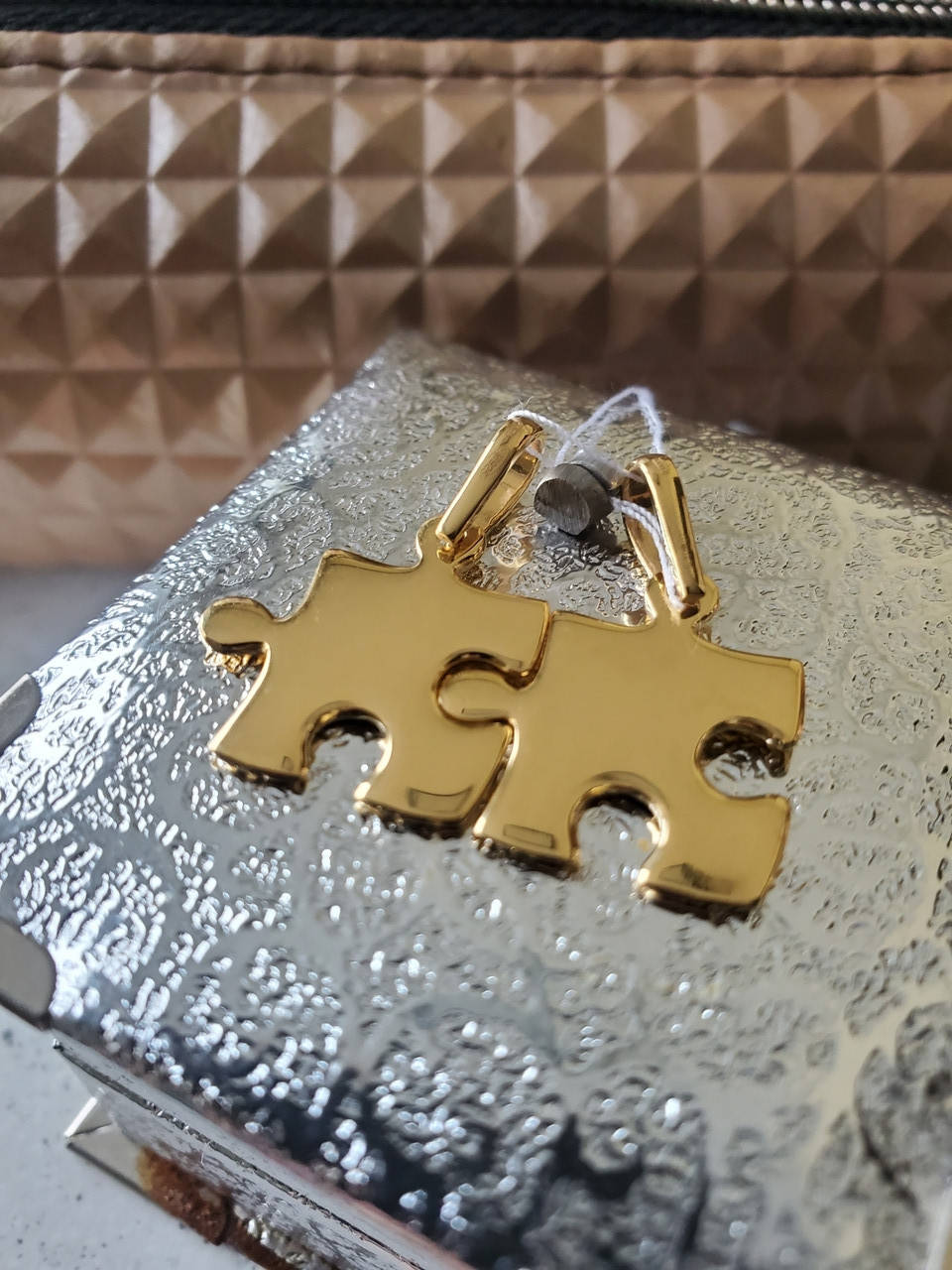 

Серебряная подвеска, кулон для влюбленных, пазл в позолоте