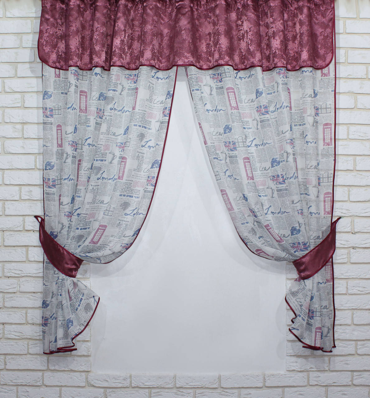 

Кухонный комплект (280х170см) шторки с ламбрекеном и подхватами. Цвет белый с синим и марсала. Код 084к 50-413