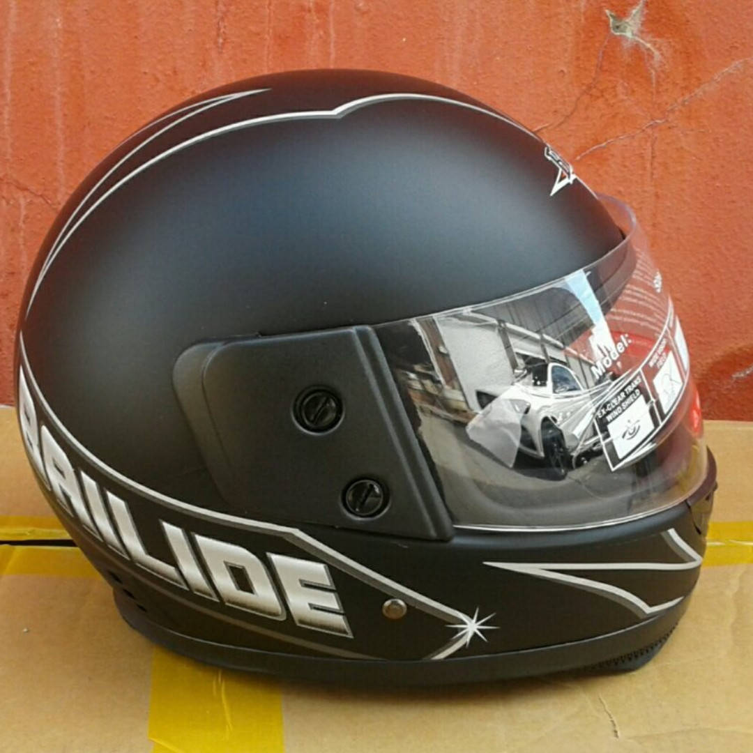 

Мотошлем интеграл 825