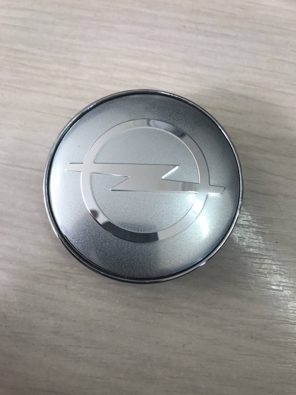 

Колпачки заглушки в литые диски Opel/Опель 60/56/10 мм.серебристые