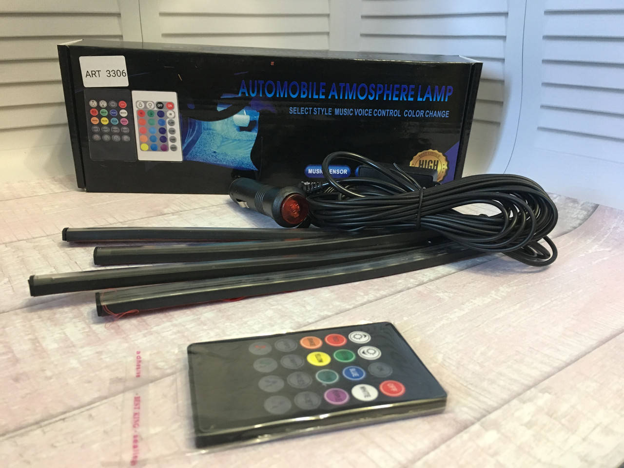 

Универсальная RGB led подсветка с микрофоном в авто