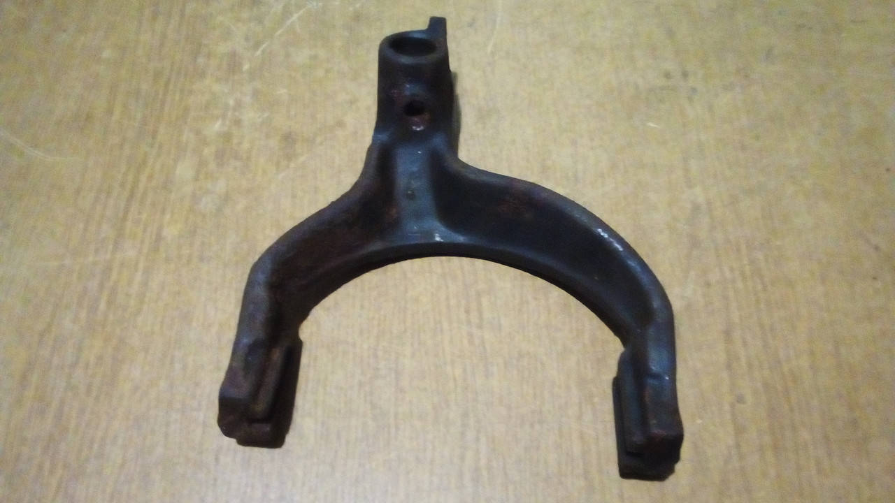 

Вилка включения 4-5 передачи КПП ЗИЛ-130, 5301, 433360 130-1702033-Б