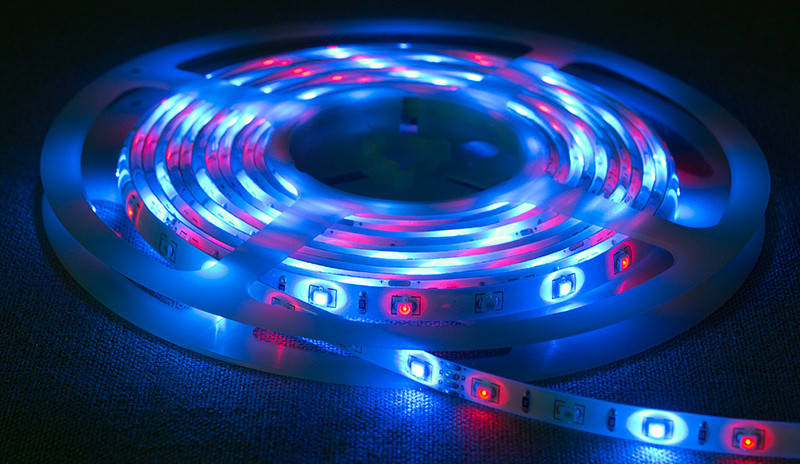 

Светодиодная лента RGB 3528 60LED/m IP20 негерметичная