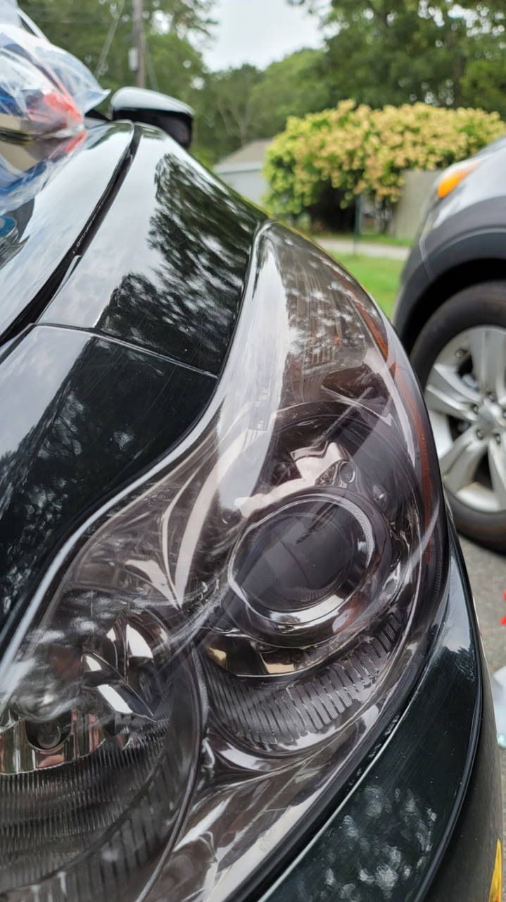 

Броне пленка (Антигравийная) для фар притонированная