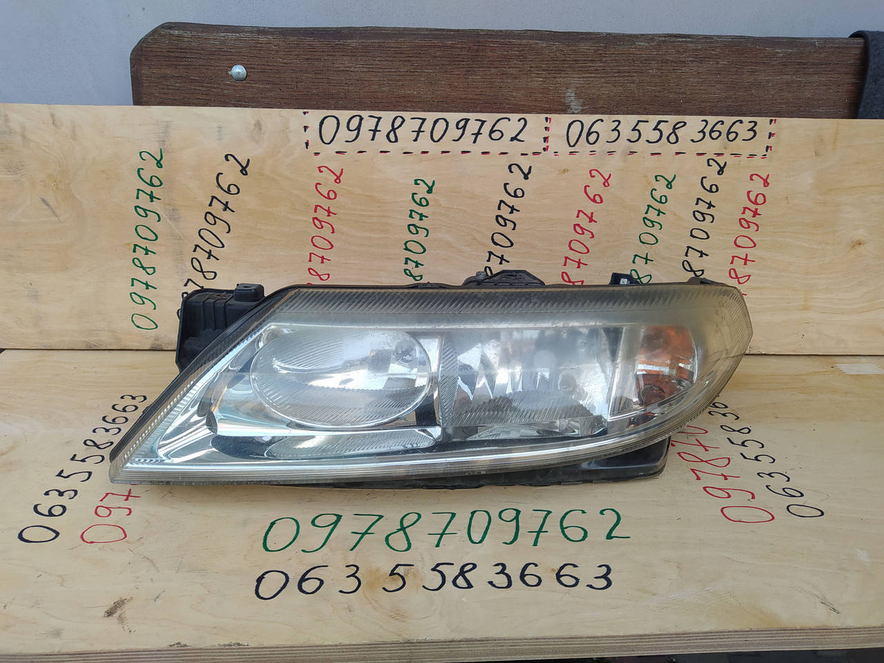 

Фара передняя левая 8200002845 RENAULT LAGUNA II