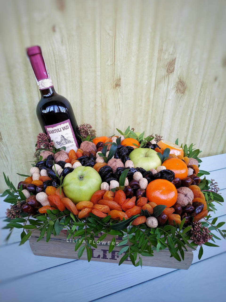 

Бокс из сухофруктов №4