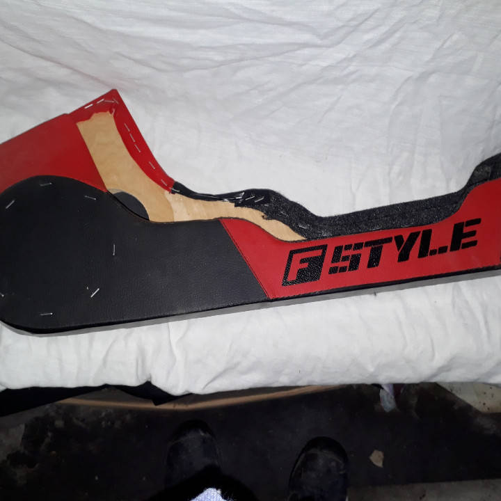 

Карманы в двери под динамики Ваз 08-099