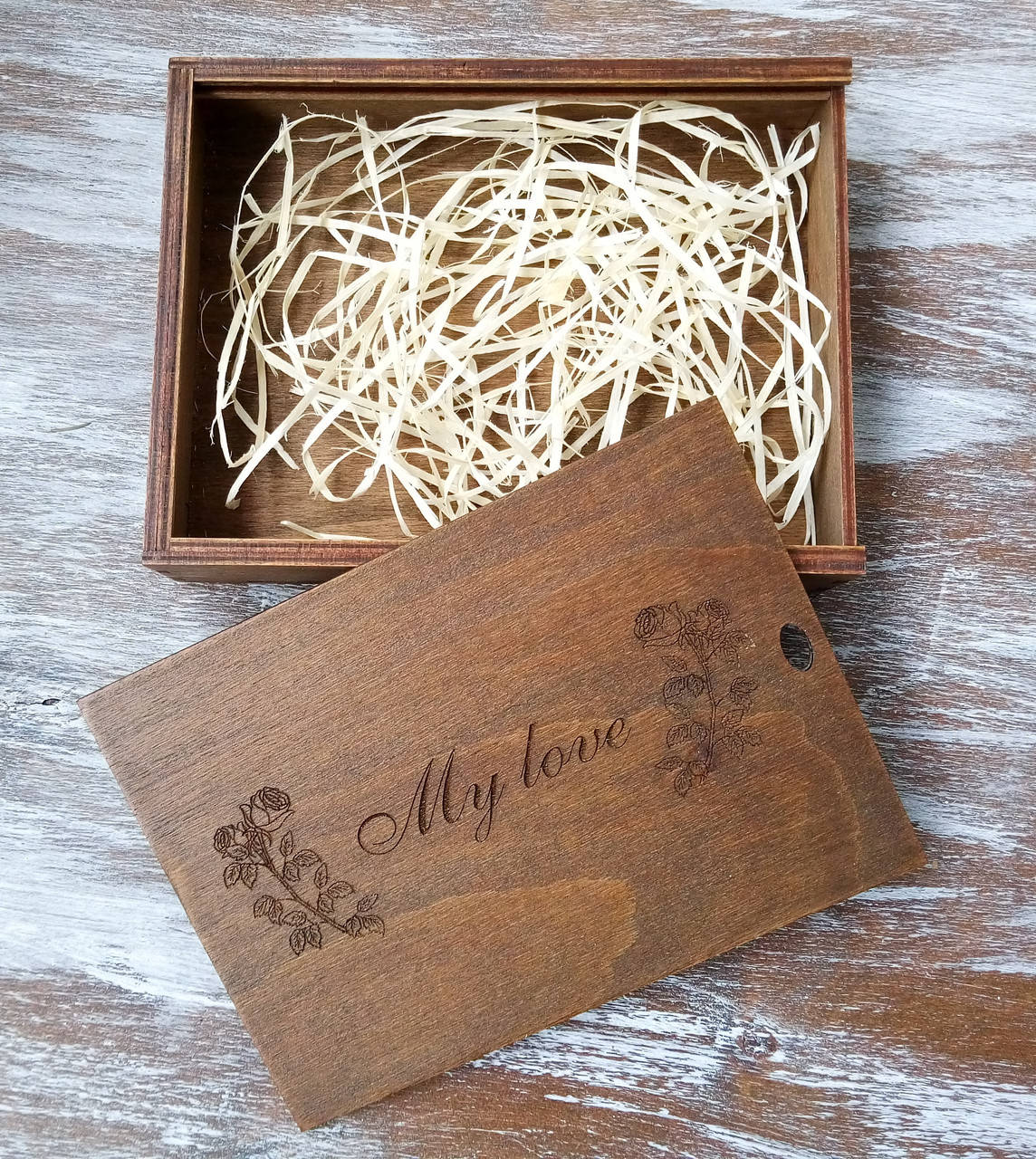 

Деревянная подарочная коробка для фотографийк, Орех