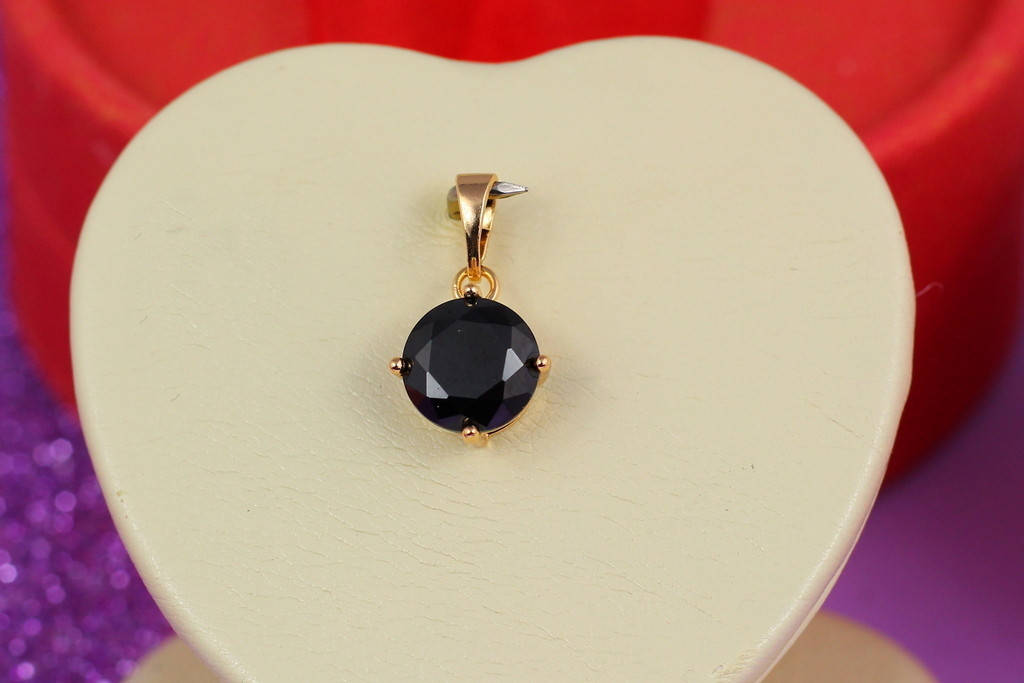 

Кулон Xuping Jewelry черный камень на четыре крепления 9 мм золотистый