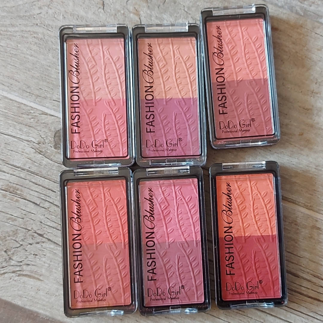 

Румяна Fashion Blusher DodoGirl 2в 1