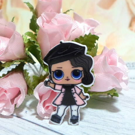 

Пластиковый клеевой декор "Кукла ЛОЛ в беретике ", 3,3 х 2,2 см
