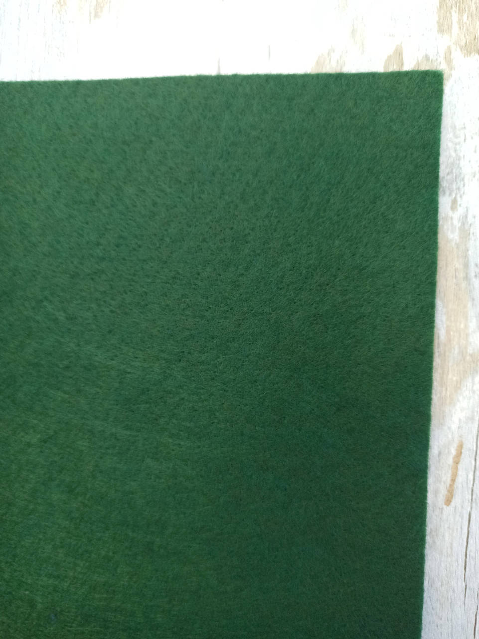 

Фетр листовой Royal Felt Мягкий Тёмно-зелёный Лист А4 20 см х 30 см 1.3 мм Тайвань