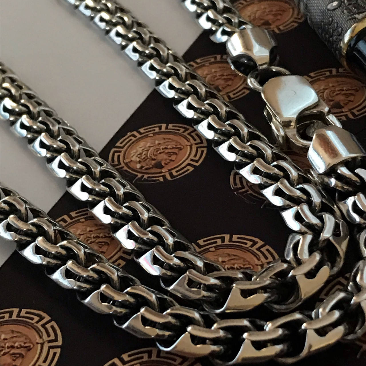

Серебряная цепочка 925 пробы . БИСМАРК С ГРАНЯМИ 100 ГРАММ
