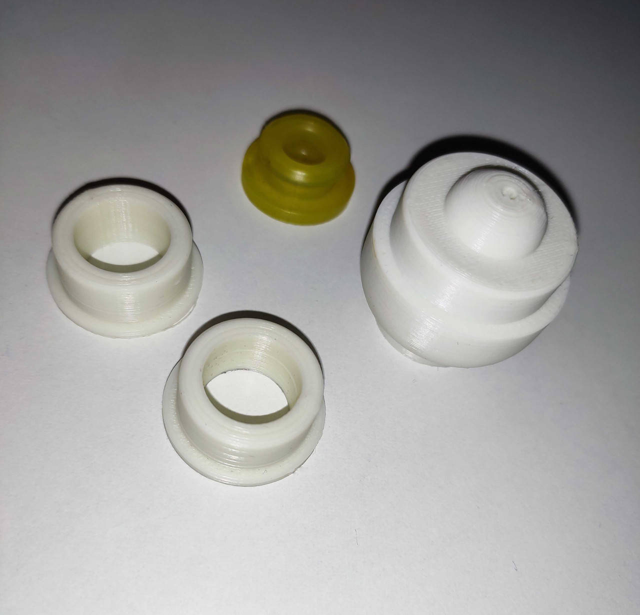 

Ремкомплект кронштейна крепления кулисы Skoda Octavia Tour/ VW Golf 4/ Bora/ Audi A3