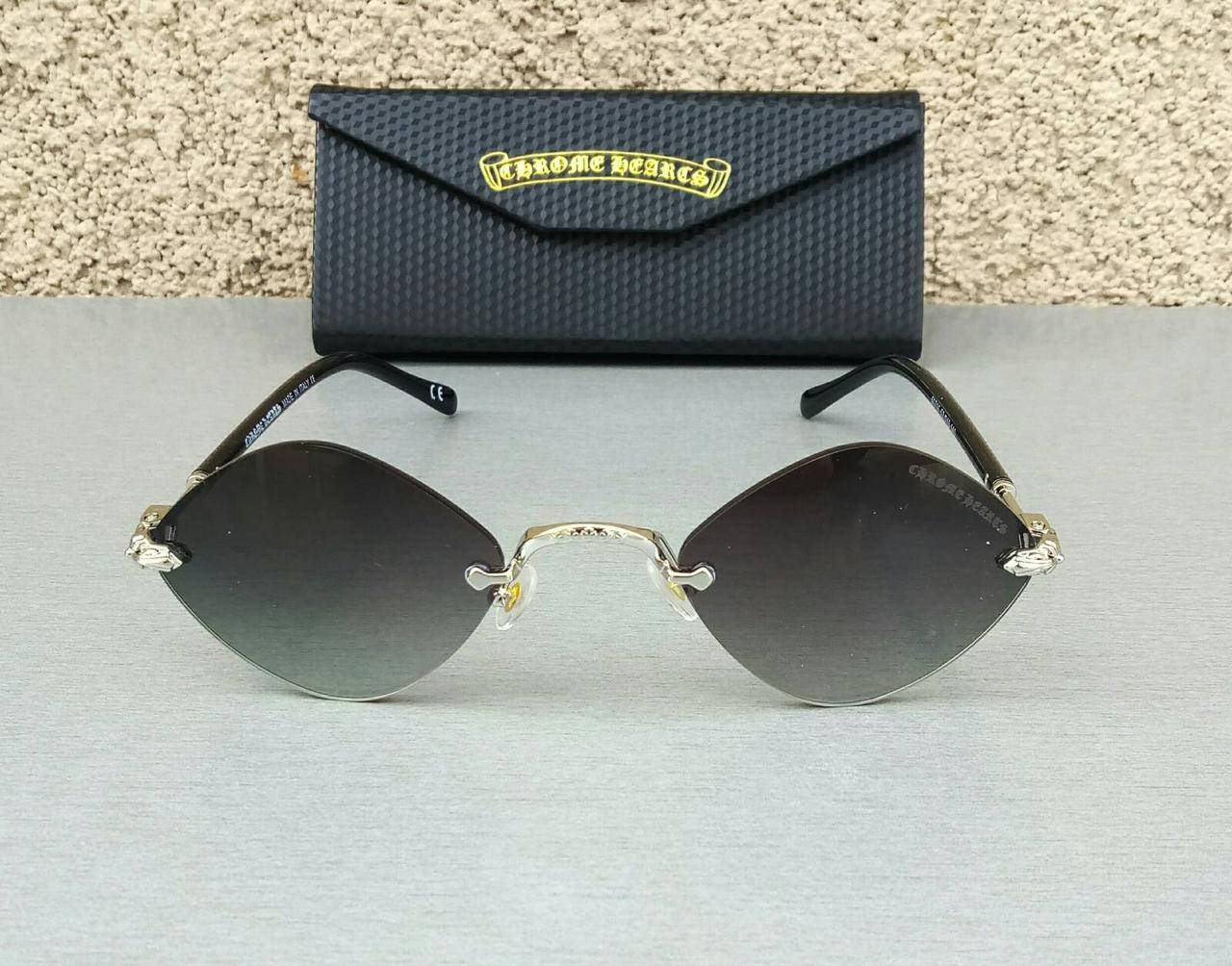 

Очки Chrome Hearts женские солнцезащитные с градиентом