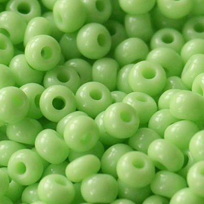 

220-10/0-53410 Бісер Чехія (натуральний, салатовий світлий)