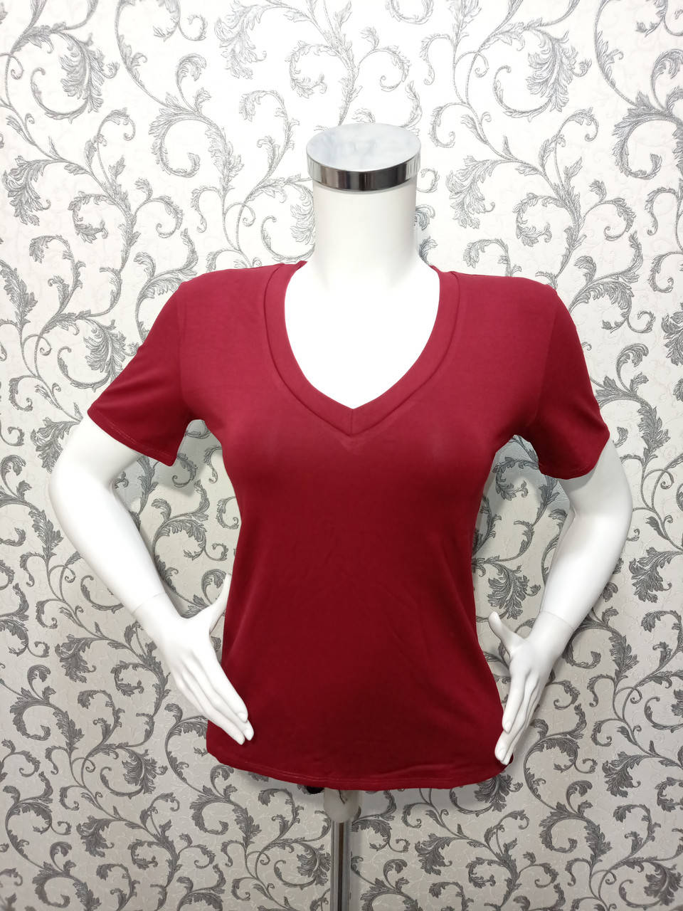 

Футболка трикотажная женская однотонная универсал 48 50,полубатал бордо