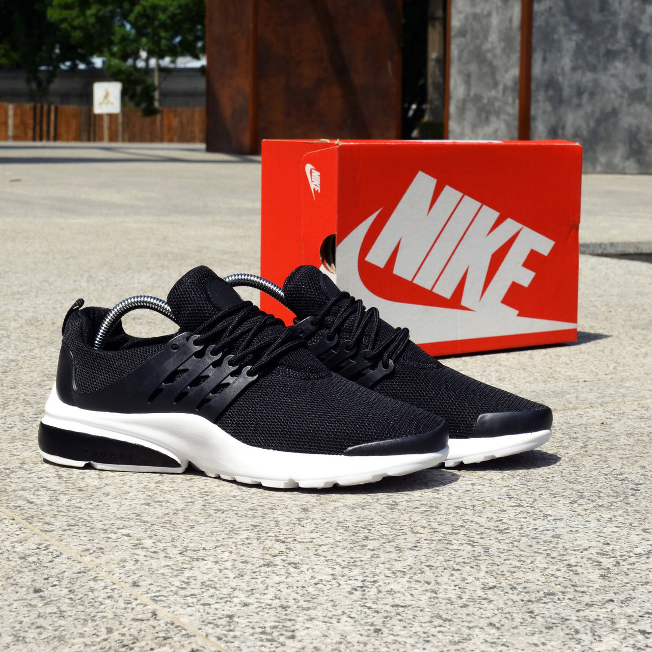 

Мужские Кроссовки в стиле Nike Presto черные с белым, Черный