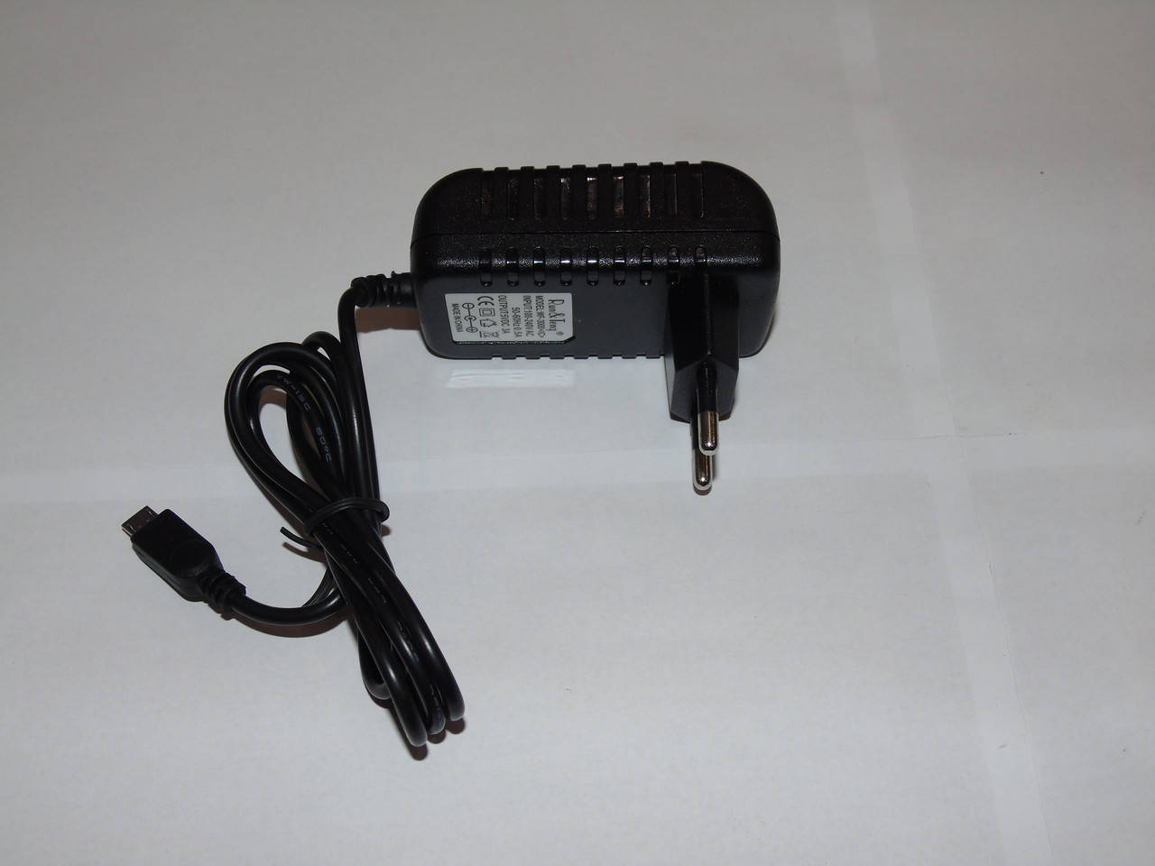 

Блок живлення 5V-3A (шт.micro USB)