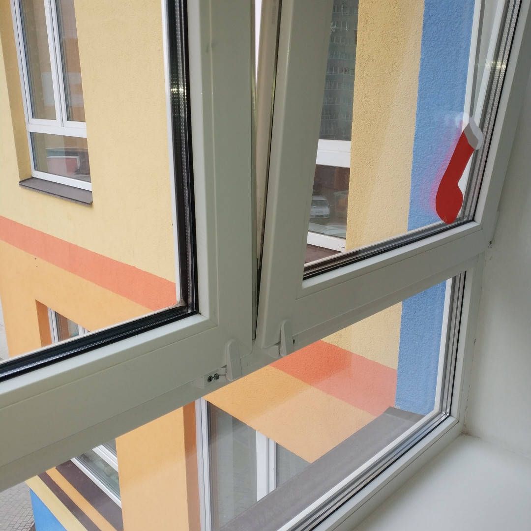 

Детский замок на пластиковые окна Penkid Sash Jammer блокиратор окна антидетка, Белый