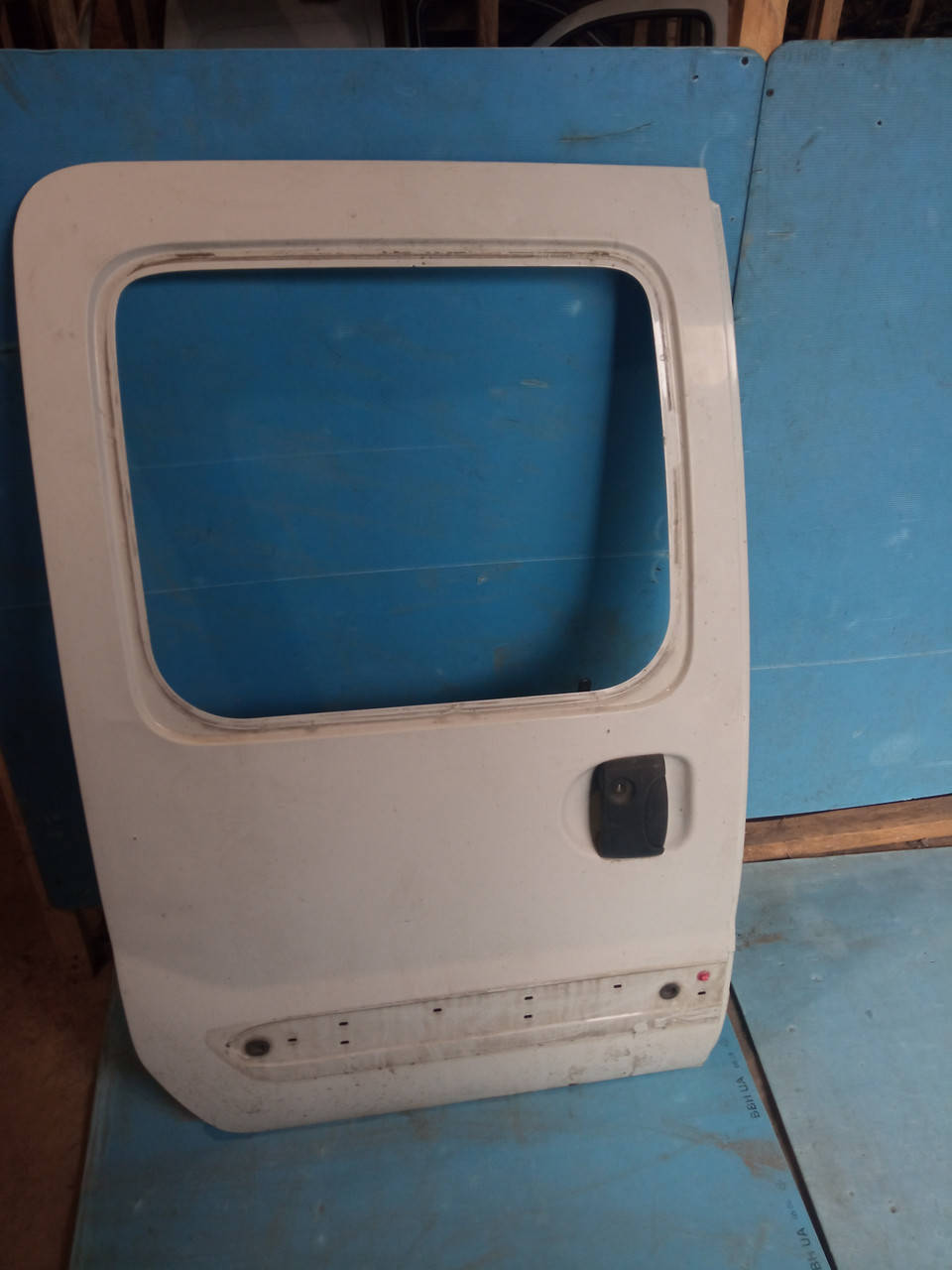 

Дверь правая сдвижная R renault kangoo, Белый