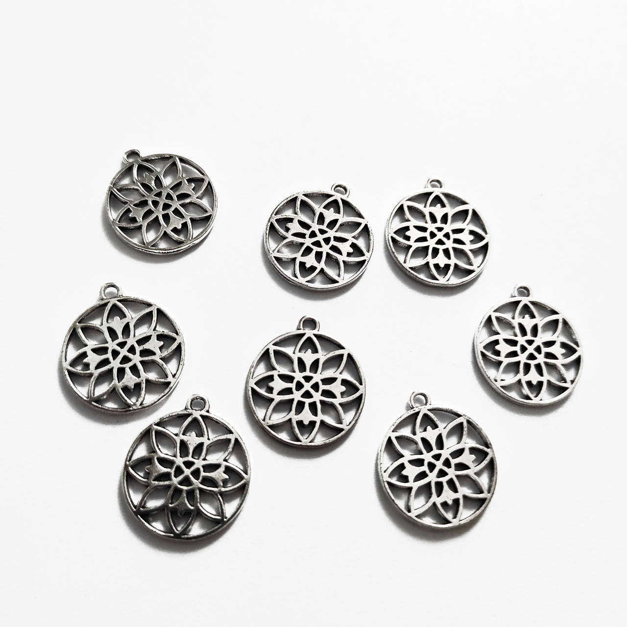 

Подвеска узор 2 см