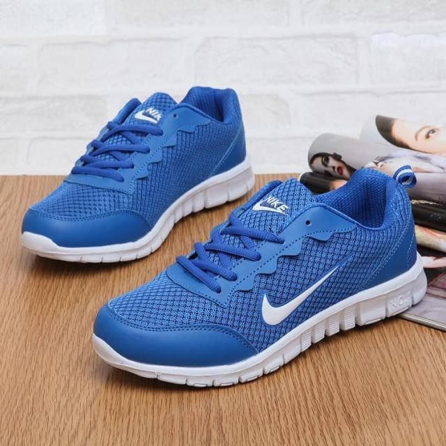 

Кроссовки Nike, 40 -45 размер