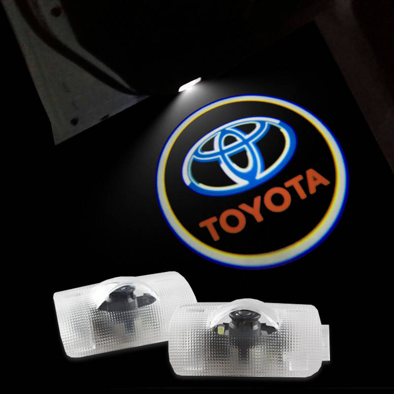 

Подсветка с логотипом в двери авто Toyota.