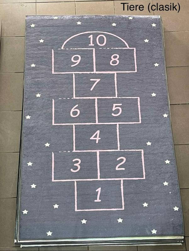 

Безворсовый ковер в детскую комнату 140х190 см.