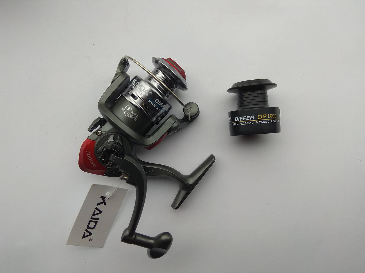 

Катушка спиннинговая Kaida DF1000 3+1, Серый