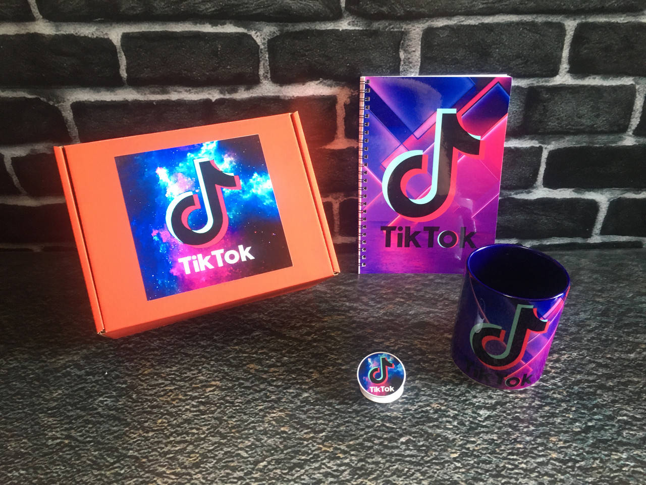 

Мини-бокс TikTok