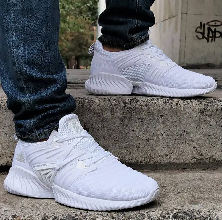 

Кроссовки мужские Adidas Alphabounce белые, текстильные кросовки Адидас Видео Обзор [размеры: 42,44], Белый