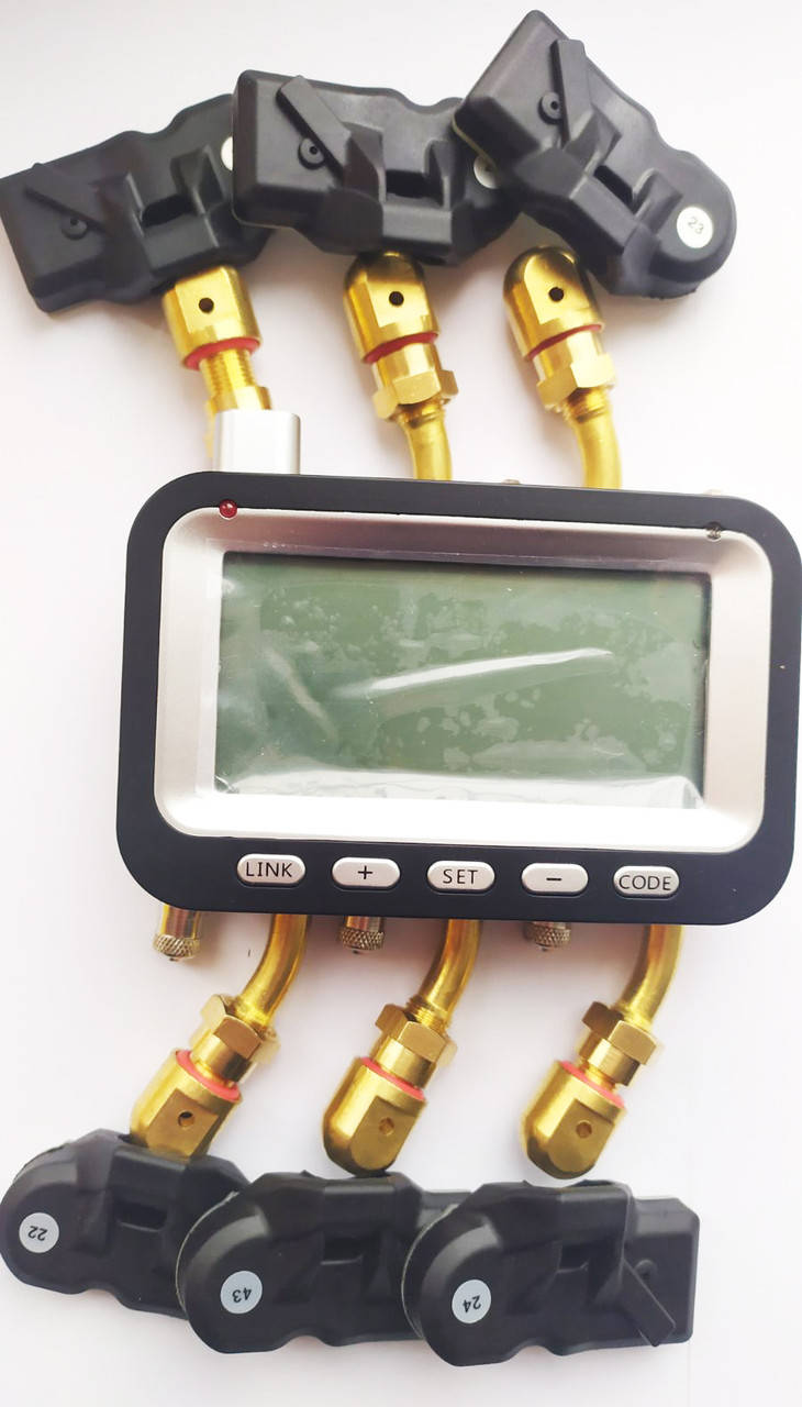 

Система контроля давления и температуры в шинах TPMS SerPon для грузовиков