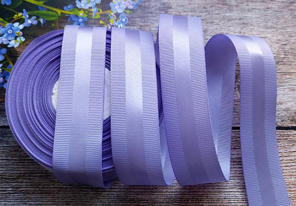 

Стрічка репсова 2,5см, з атласною смужкою, бузкова