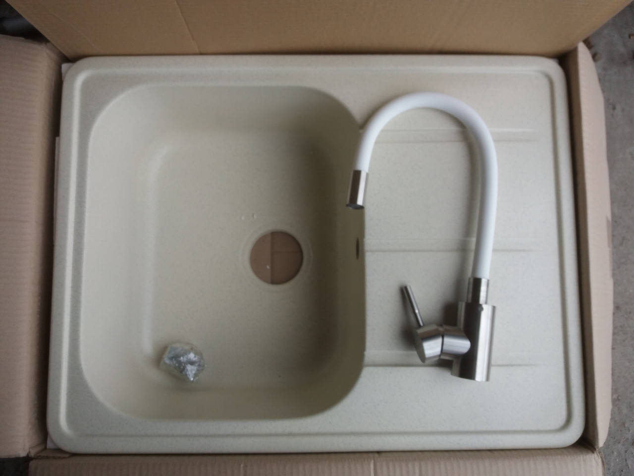

Гранитная мойка Valetti №14 655х500, Белый