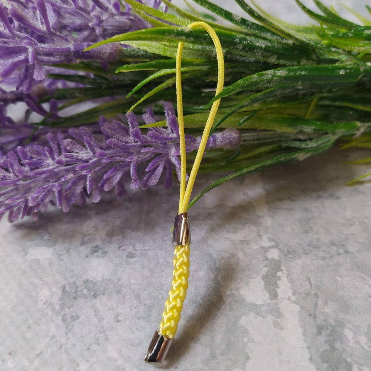 

Шнурочок для підвіски (брелока) жовтий