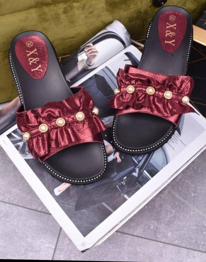 

Шлепки женские на танкетке ,37р