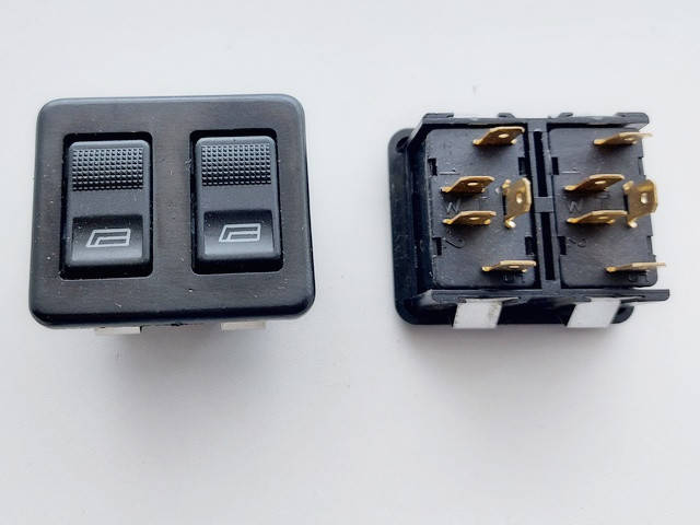 

Блок кнопок стеклоподъемников 2-х дверей универсальный SQ-1199Артикул/код РЛ 1837