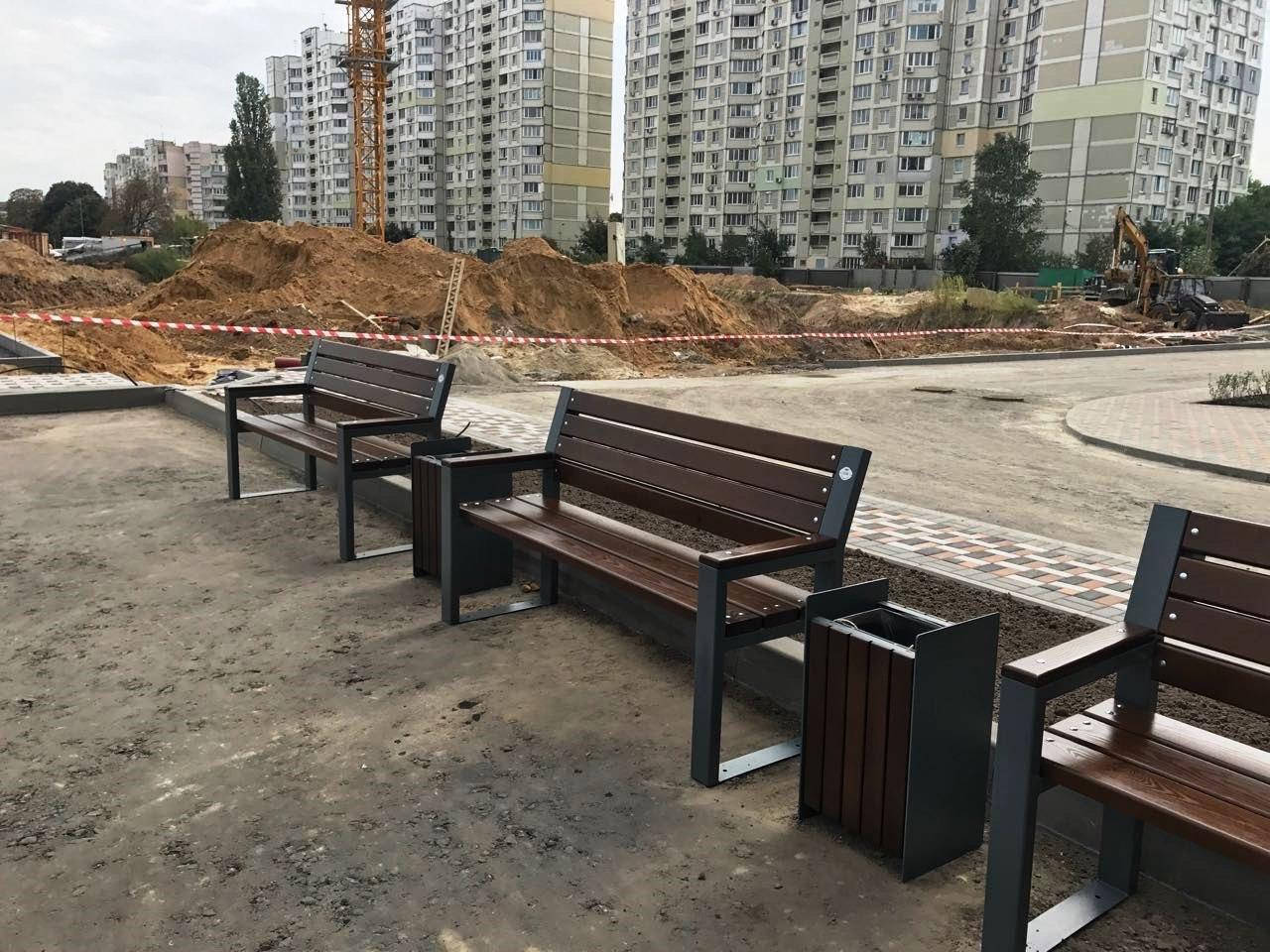 

Скамейка со спинкой парковая