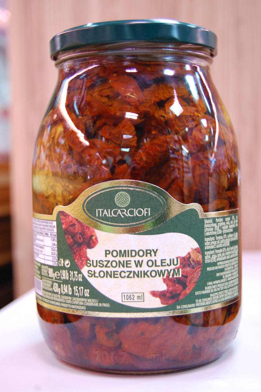 

Томати вялені в олії Italcarciofi 900 г .
