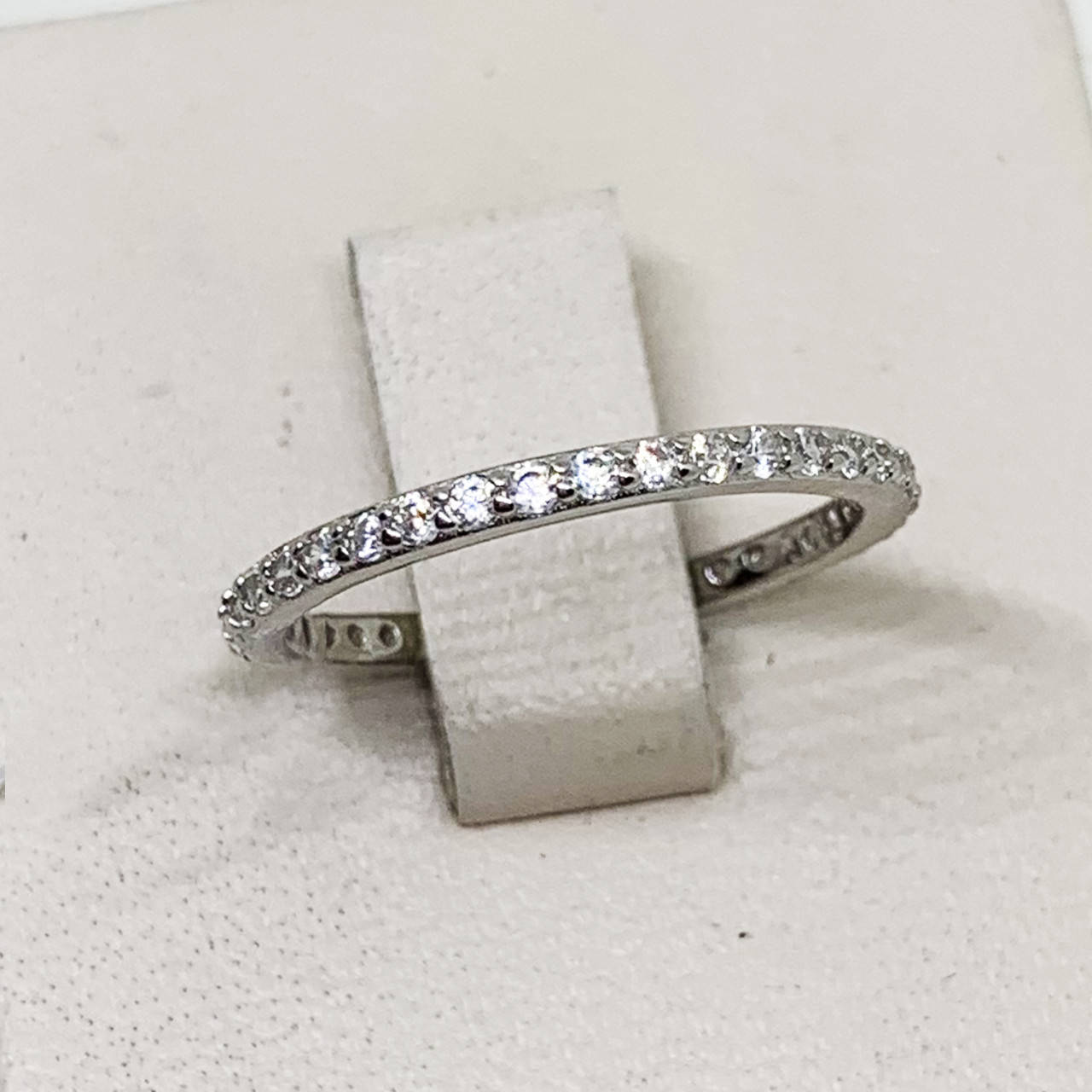 

Кольцо серебряное с кубическим цирконием "Дорожка" 16,5 1,19 г