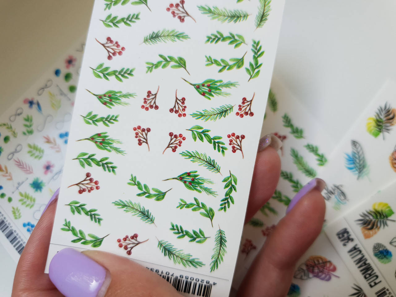 

Наклейка
