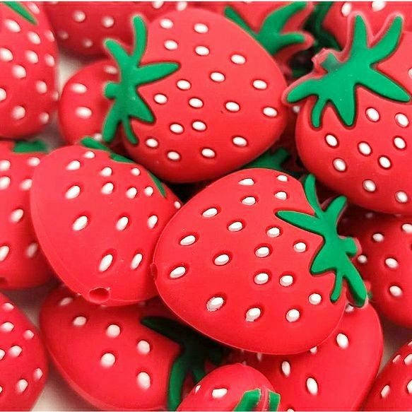 

Клубничка бусина силиконовая Красный