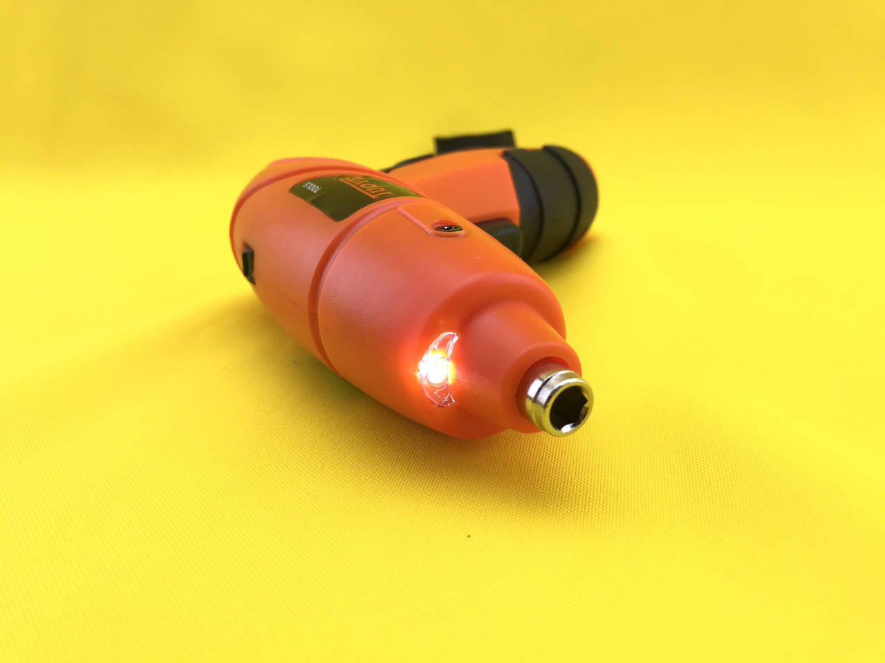 

Аккамуляторная Отвертка TUOYE ScrewDriver Tools