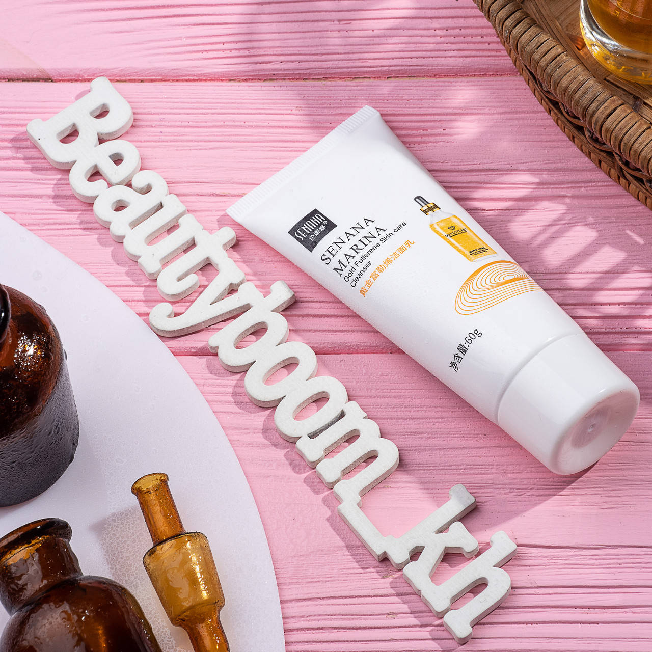 

Питательная пенка для умывания с золотом и фуллереном Senana 24k Gold Serum