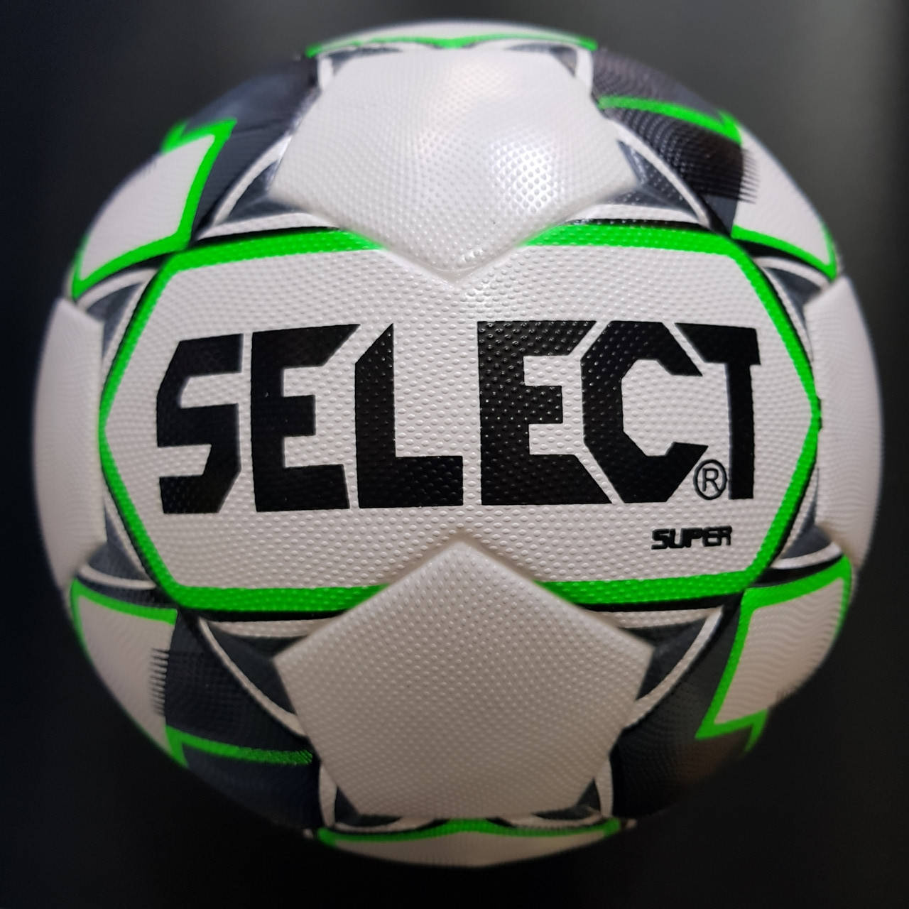 

Мяч футбольный SELECT BRILLIANT SUPER 5