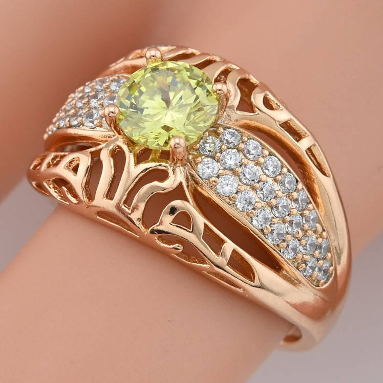 

Кольцо Xuping 15172 ширина 13 мм белые и желтый фианиты позолота РО размер 18