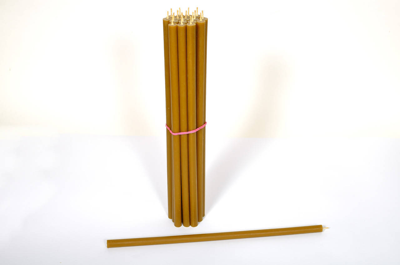 

Свеча пчелиный воск.